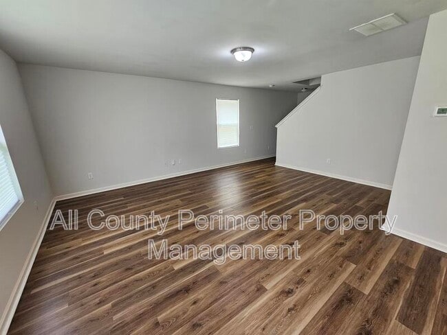 Photo - 316 Freeman Cir