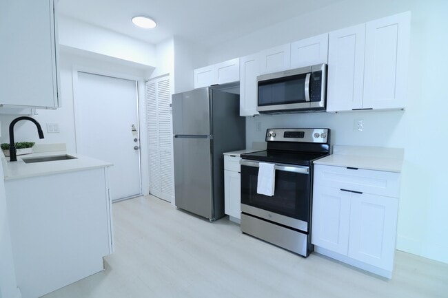 Photo - 1814 NW 2nd Ct Unidad 2