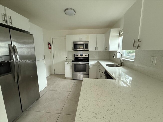 Photo - 1448 NE 152nd St