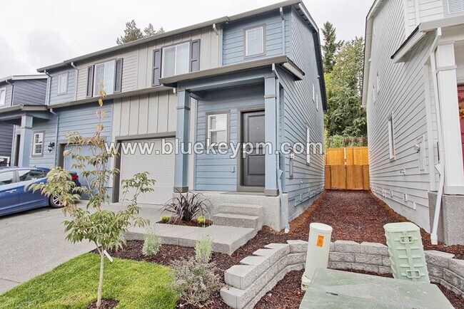 3 Bed, 2.5 Bath Townhome in East Vancouver - 3 Bed, 2.5 Bath Townhome in East Vancouver