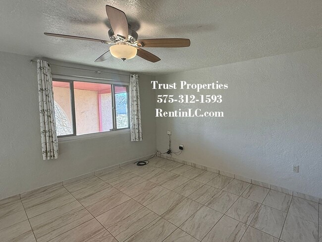 Photo - SFH / Country Setting