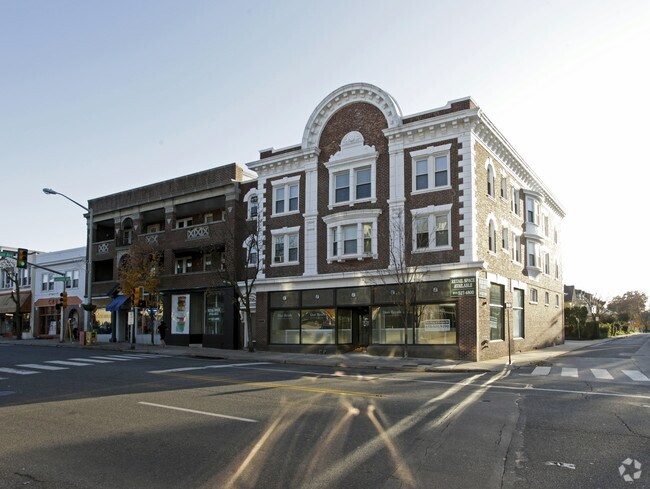 874 - 880 W Lancaster Ave - 874 - 880 W Lancaster Ave Apartments