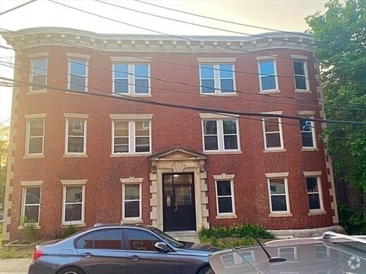 Building Photo - 15 Codman Park Unit 2 Rental