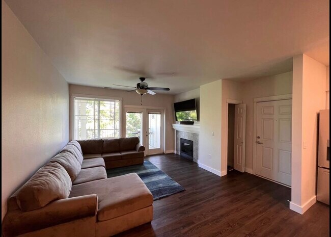 Photo - 15026 40th Ave W Unidad 14-401