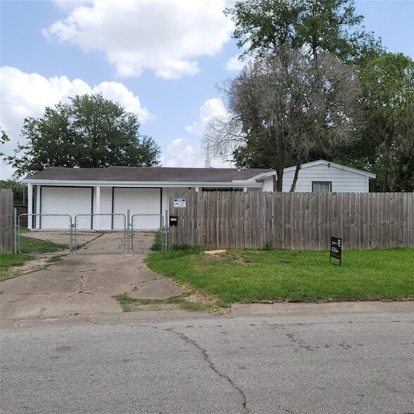 Photo - 5103 Willow Glen Dr