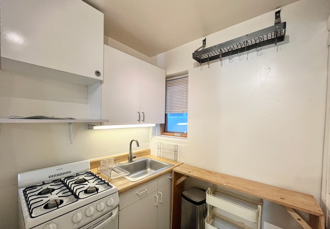 Photo - 399 Bellevue Ave Unidad A