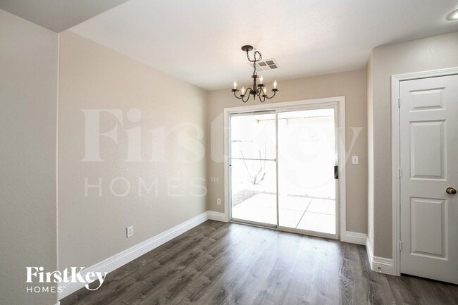 Photo - 7908 Pale Rider St