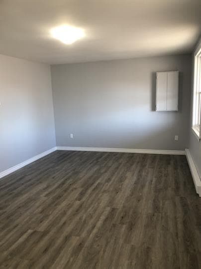 Photo - 15 Lorne Ave