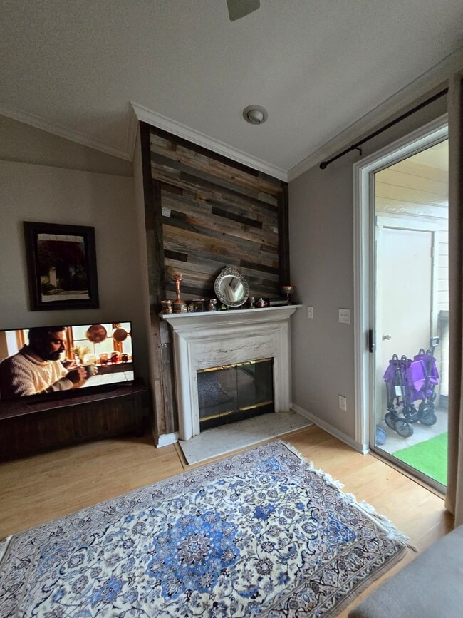 Photo - 2111 Welch St Unit B315
