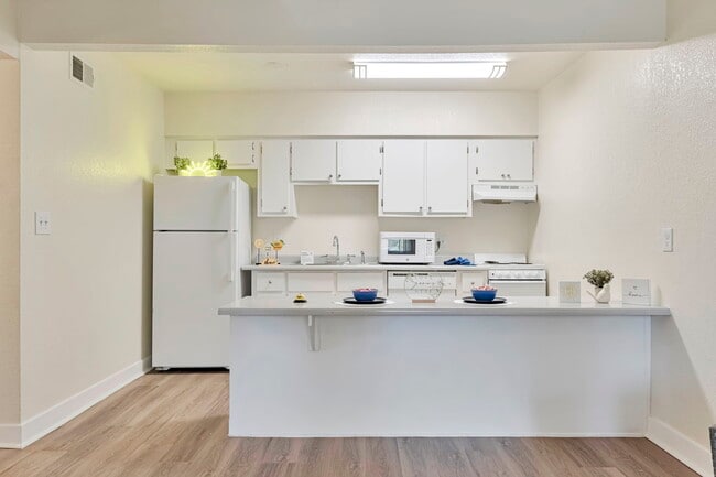 Photo - Riviera Park