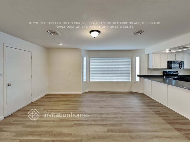 Photo - 6361 W Caron St