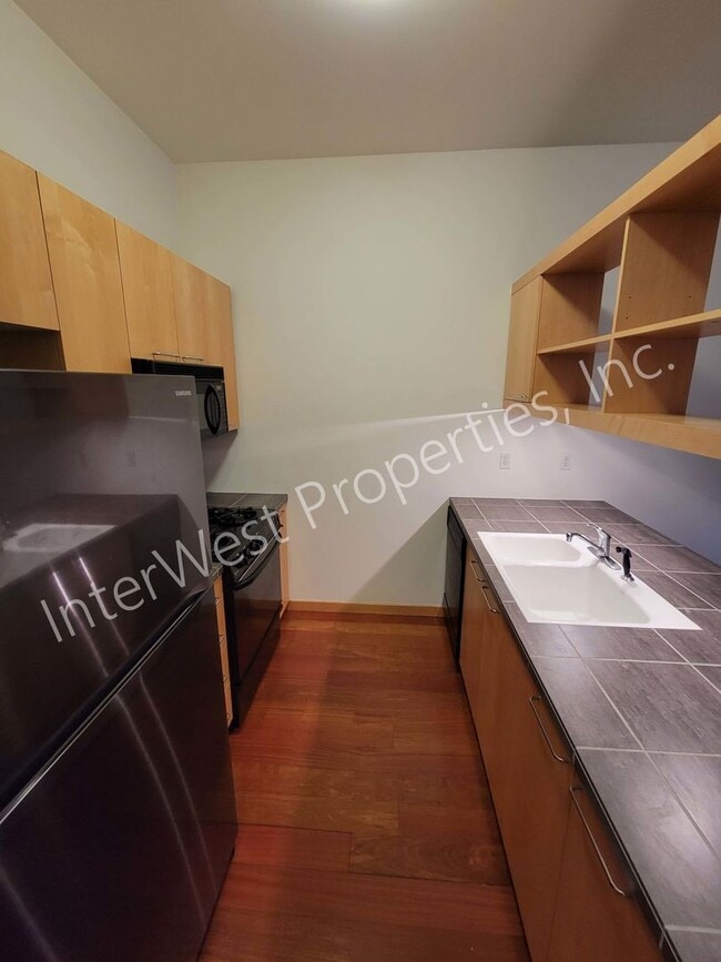 Photo - *1ST MONTH'S RENT FREE PROMO & NO HOA MOVE...