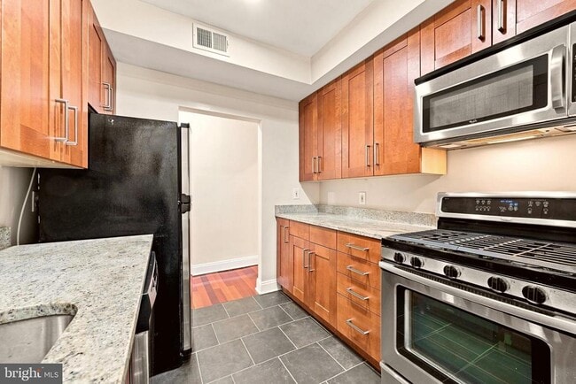 Photo - 3005 Sherman Ave NW Unidad 1