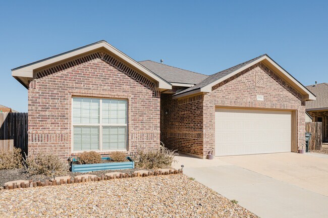 Photo - 3906 Oporto St