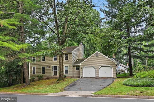 Building Photo - 5847 New England Woods Dr Rental
