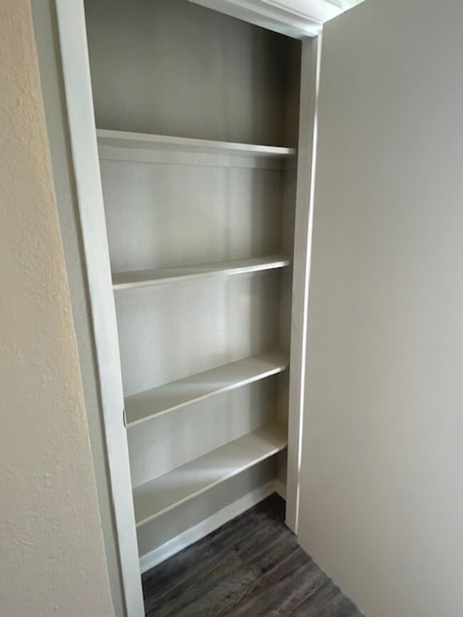 Photo - 2 BEDROOM CONDO BY UNT