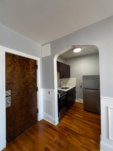 Photo - 4427 N Seeley Ave Unit 410