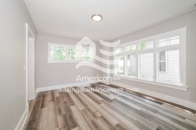 Photo - 2200 N Wisconsin Ave