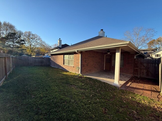 Photo - Room to Roam in Atascocita Park!