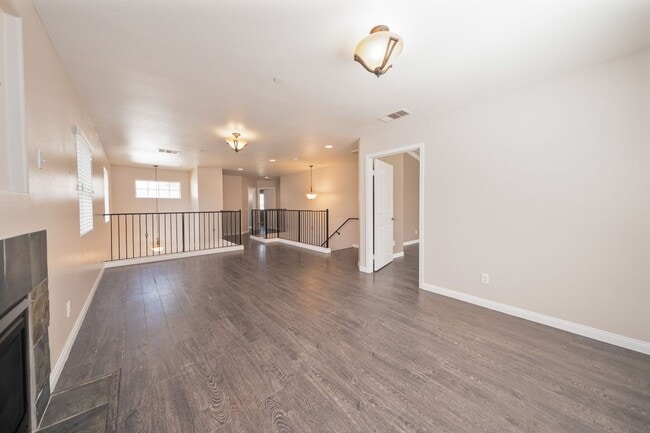 Photo - 3072 Parkway Cir