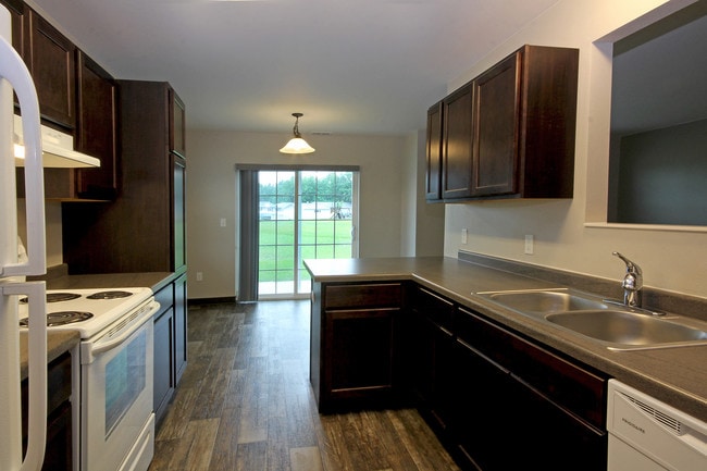 Photo - River Pointe Townhomes