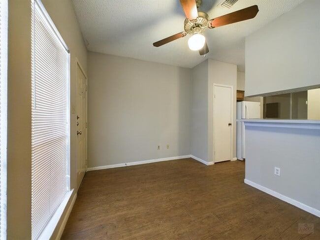 Photo - 2901 San Jacinto Blvd Unit 105