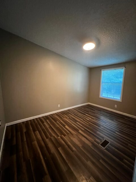 Photo - 3700 Wyndfair Dr