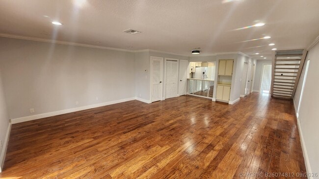 360 Canal S Point