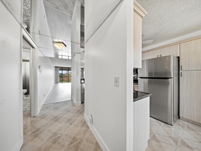 Photo - 6539 Coral Lake Dr Unit 403