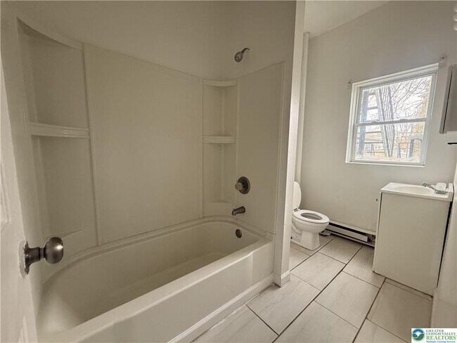 Photo - 425 Liberty St Unit 2