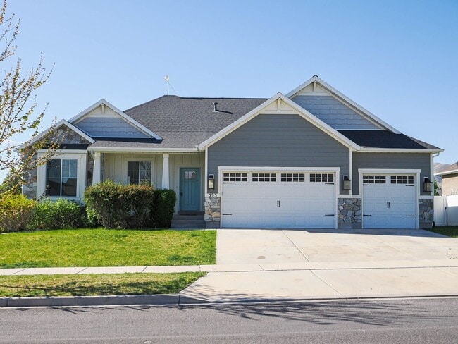 Building Photo - 3 bedroom, 2 bathroom Saratoga Springs Home