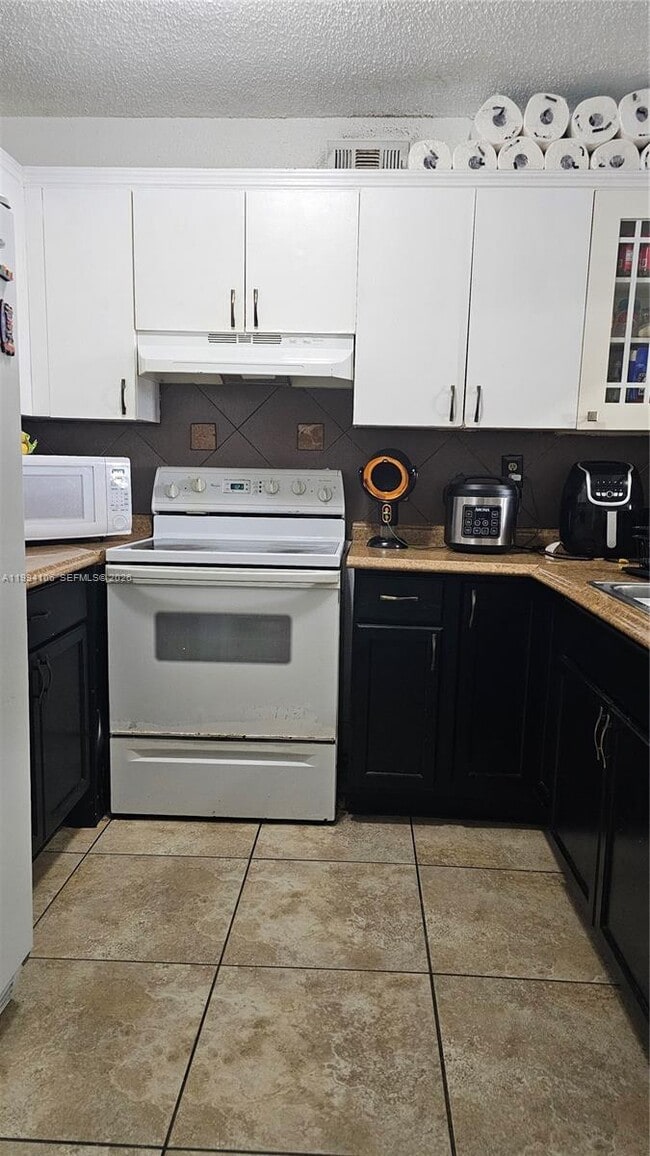 Photo - 8075 NW 7th St Unit 401