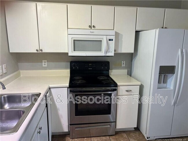 Photo - 331 Bubble Creek Ct Unidad #7