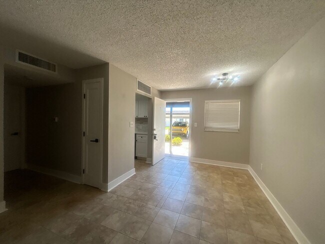 Photo - 1 Bedroom/1 Bathroom 1st Floor Condo at Gulf Harbors - AVAILABLE May 1st! Unidad 102