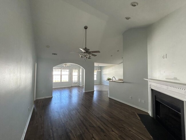 Photo - 8000 Pleasant Point Ln