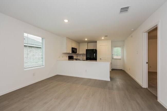 Photo - 120 Arbor Hls Rd