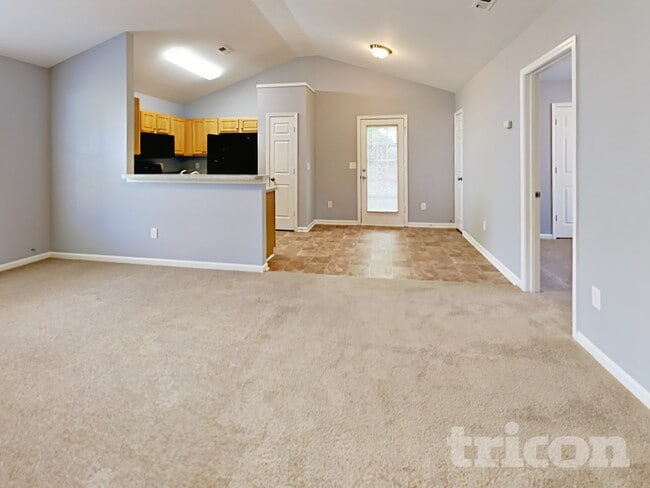 Photo - 930 Valley Ridge Rd