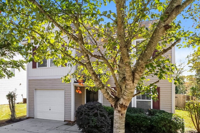 Photo - 7211 Waldon Park Lane