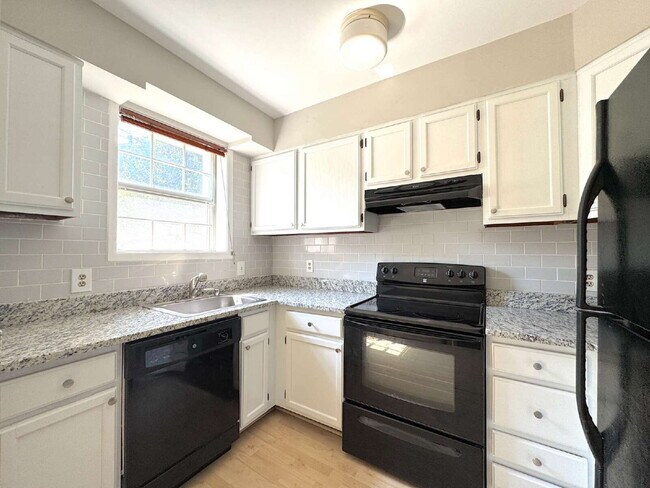 Welcome to this well-maintained top-floor condominium