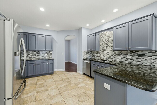 Photo - 218 Goldenrod Dr