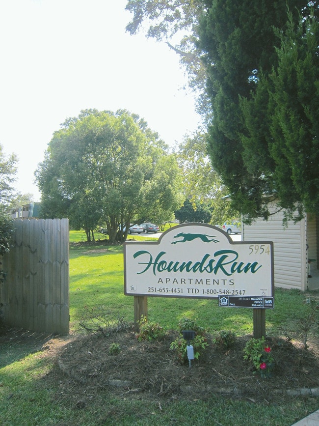Hounds Run I & II