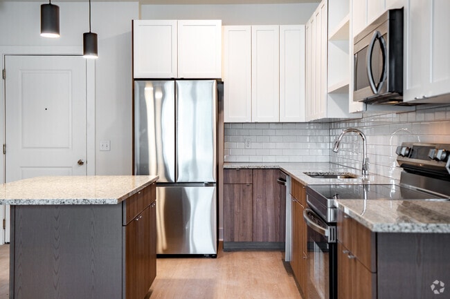 1BR- 1BA - 531SF - Kitchen - Revel
