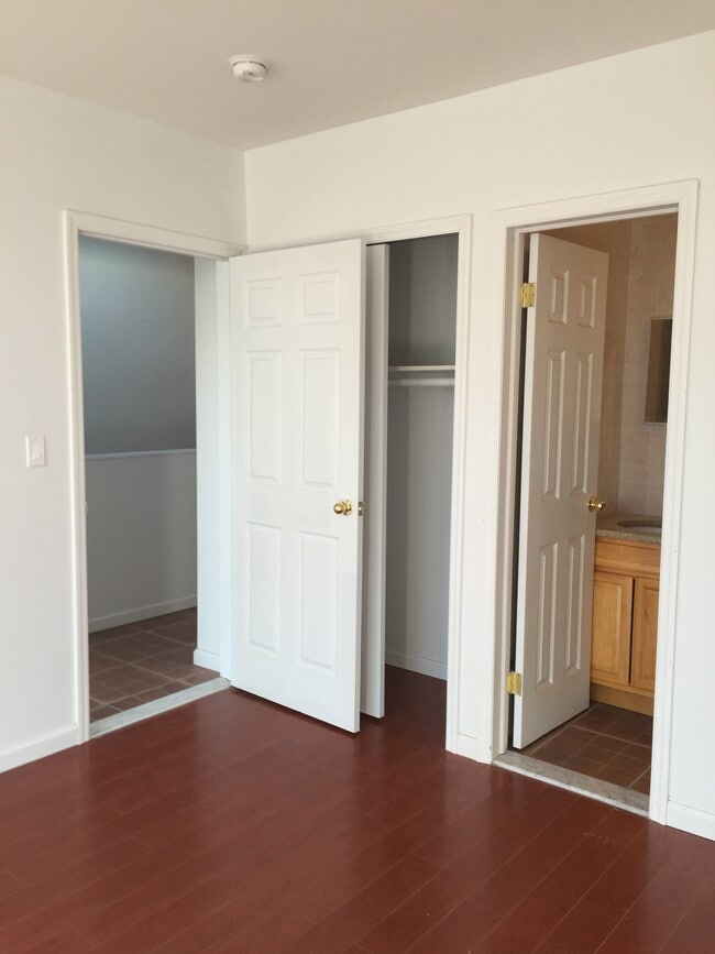 Photo - 2548 14th Pl Unidad 2