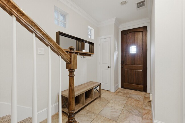 Photo - 1816 Dennis St