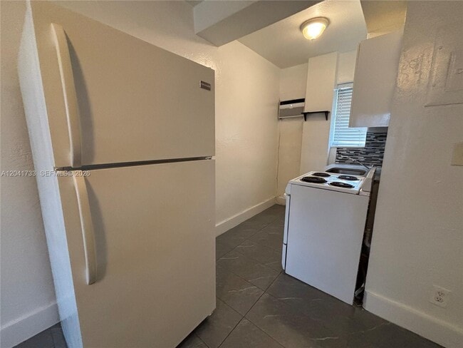 Photo - 1843 Dewey St Unit 110