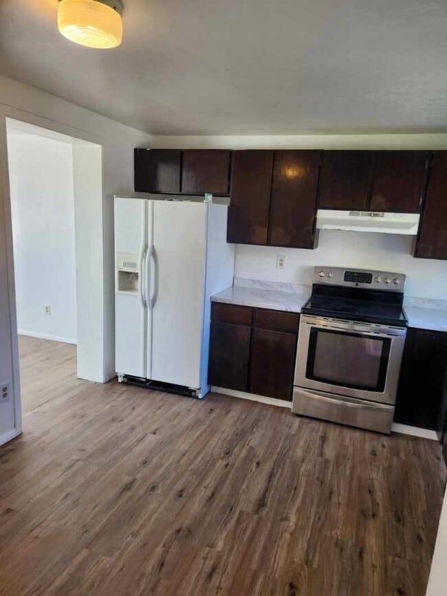 Photo - 847 Moccasin Ln