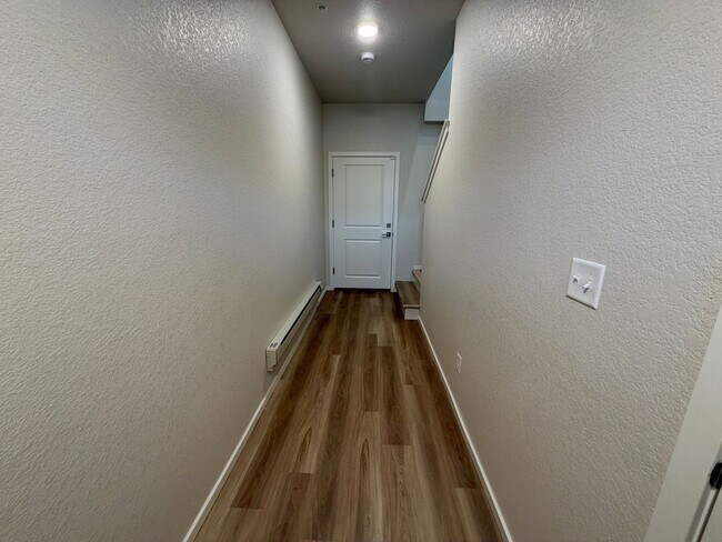 2120 Falling Leaf Dr Unit 3