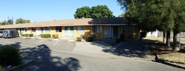 Photo - Gateway Pines Apartments