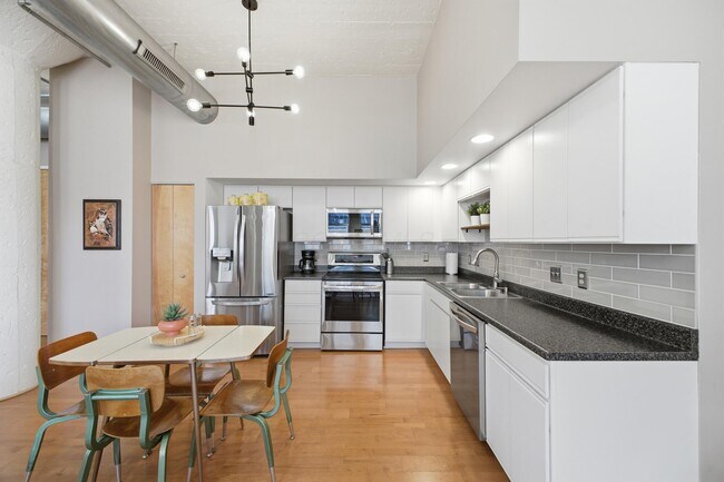 Photo - 110 N 3rd St Unit 507