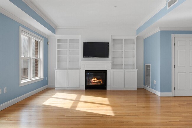 Photo - 75 Winchester St Unit 301